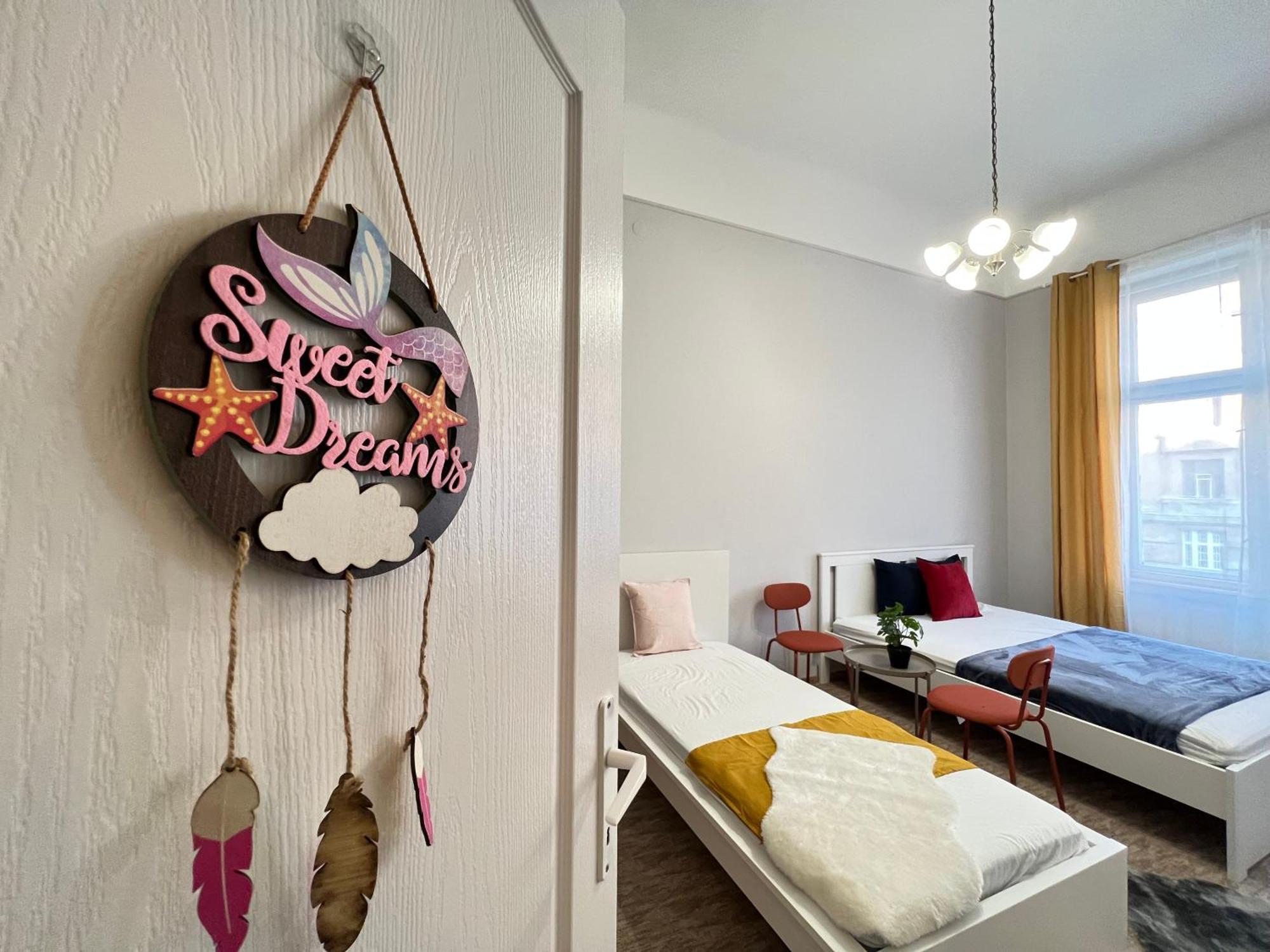 Baross Apartment With Convenience And Style Budapest Eksteriør bilde