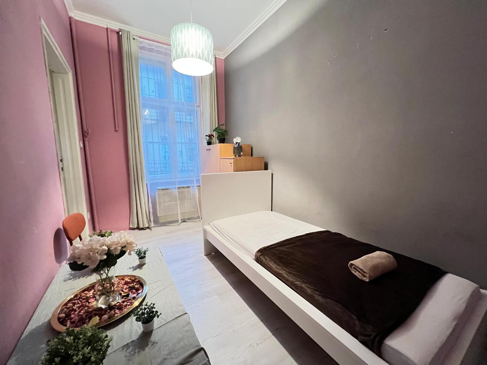 Baross Apartment With Convenience And Style Budapest Eksteriør bilde